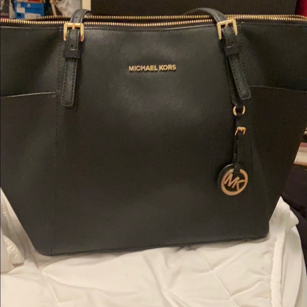 Michale kors bag